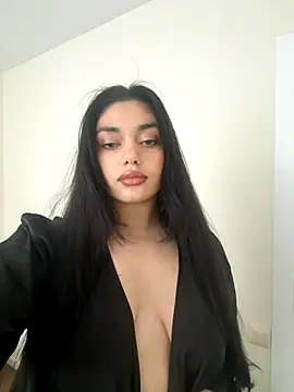 Sweet Khalifa  online show from September 27, 2025, 2:01 pm