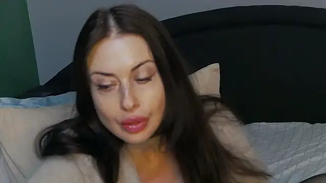 Mia Lovi online show from February 27, 2025, 9:58 pm