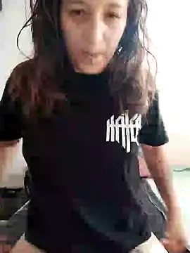 Snapshot of hanamy_joha chatting on January 3, 2025, 1:46 pm hanamy joha online show from January 3, 2025, 1:46 pm