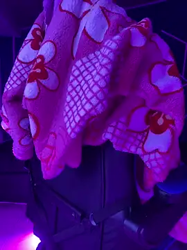 Snapshot of bonnie_18x chatting on November 7, 2025, 5:01 am bonnie 18x online show from November 7, 2025, 5:01 am