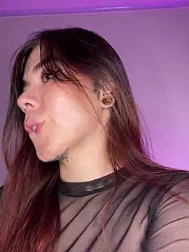 luccianagreyy online show from March 22, 2025, 1:22 am