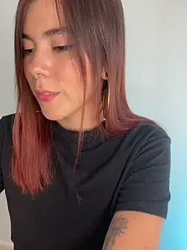 luccianagreyy online show from January 23, 2025, 8:13 pm