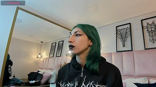 Snapshot of Im_gaia chatting on November 30, 2025, 12:28 pm Im gaia online show from November 30, 2025, 12:28 pm