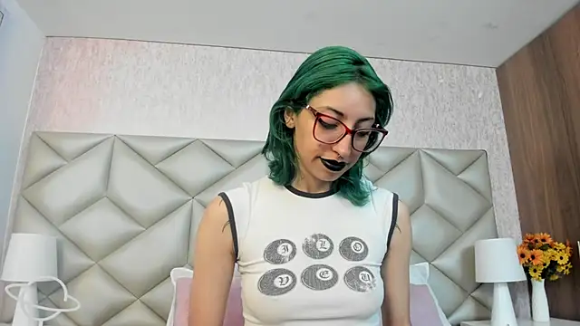 Snapshot of Im_gaia chatting on September 20, 2025, 12:32 pm Im gaia online show from September 20, 2025, 12:32 pm