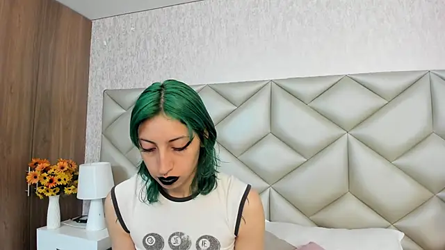 Snapshot of Im_gaia chatting on September 9, 2025, 12:25 pm Im gaia online show from September 9, 2025, 12:25 pm