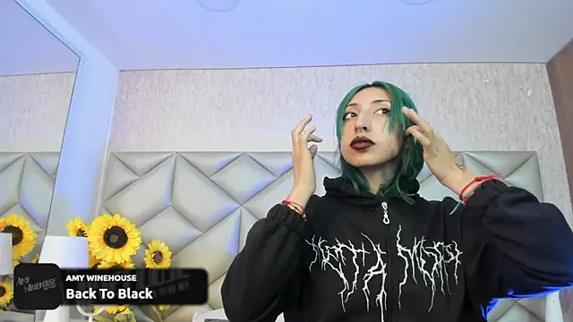 Snapshot of Im_gaia chatting on November 24, 2025, 12:27 pm Im gaia online show from November 24, 2025, 12:27 pm