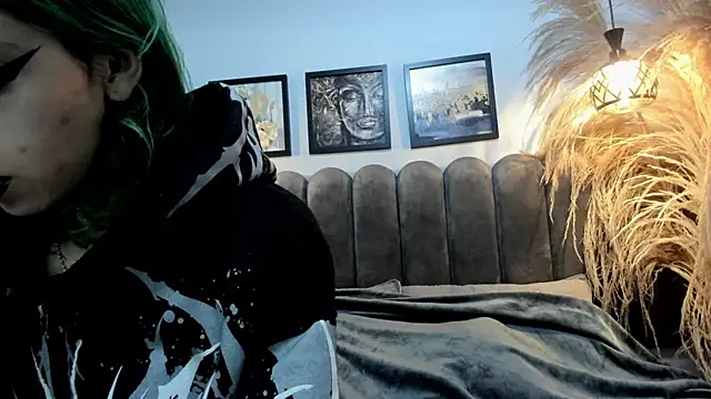 Snapshot of Im_gaia chatting on December 16, 2025, 12:09 pm Im gaia online show from December 16, 2025, 12:09 pm