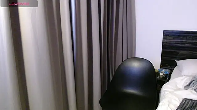 Snapshot of FaustoCock chatting on March 11, 2025, 4:51 pm FaustoCock online show from March 11, 2025, 4:51 pm