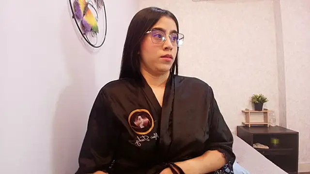 Amy wats0n online show from September 25, 2025, 7:09 pm