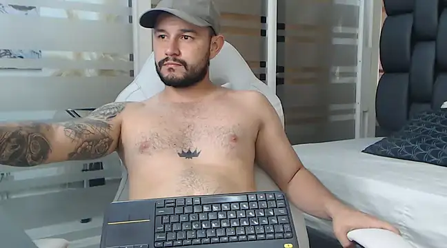 Snapshot of adel_hard_ chatting on December 3, 2024, 10:23 pm adel hard online show from December 3, 2024, 10:23 pm