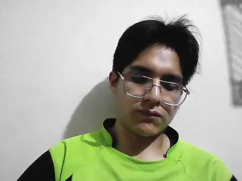 Snapshot of HardDick2 chatting on February 25, 2026, 5:29 am HardDick2 online show from February 25, 2026, 5:29 am