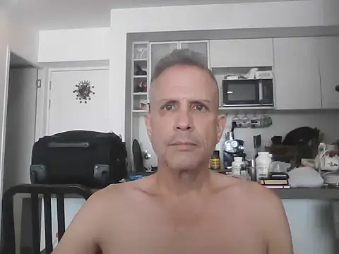 Snapshot of Diegoperrote682661 chatting on October 23, 2025, 6:17 pm Diegoperrote682661 online show from October 23, 2025, 6:17 pm