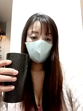 Snapshot of Mirika555 chatting on March 17, 2025, 4:54 pm Mirika555 online show from March 17, 2025, 4:54 pm