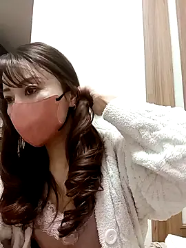 Snapshot of Mirika555 chatting on February 11, 2025, 2:13 pm Mirika555 online show from February 11, 2025, 2:13 pm