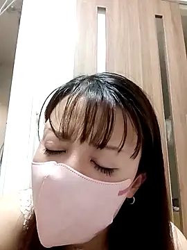 Snapshot of Mirika555 chatting on March 20, 2025, 2:21 pm Mirika555 online show from March 20, 2025, 2:21 pm