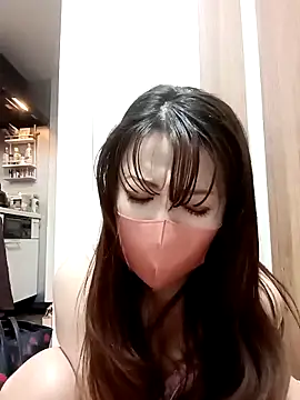 Snapshot of Mirika555 chatting on February 11, 2025, 5:18 pm Mirika555 online show from February 11, 2025, 5:18 pm