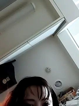 Snapshot of Mirika555 chatting on March 20, 2025, 8:09 am Mirika555 online show from March 20, 2025, 8:09 am