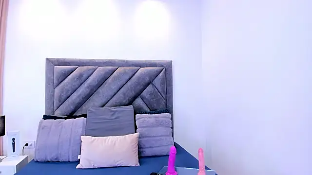 ValeryPettry 1 online show from February 16, 2025, 12:52 am