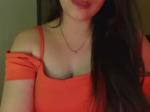 Snapshot of diva-22 chatting on May 20, 2026, 8:39 pm diva-22 online show from May 20, 2026, 8:39 pm