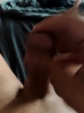 mirrowhot online show from September 30, 2025, 4:24 pm