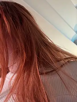 LisaElfy online show from March 28, 2026, 2:51 pm