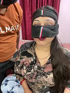 mickey love online show from April 1, 2026, 4:26 pm