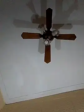 Snapshot of BURN666ING chatting on October 1, 2025, 10:35 pm BURN666ING online show from October 1, 2025, 10:35 pm