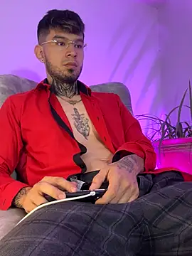 Anthony-Martin online show from November 14, 2025, 12:53 pm