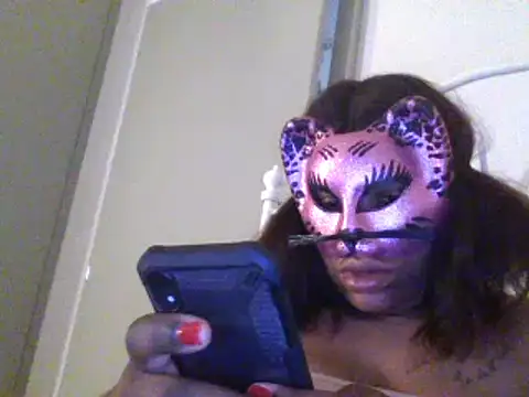 Snapshot of bonbonaumiel chatting on January 14, 2025, 8:52 am bonbonaumiel online show from January 14, 2025, 8:52 am