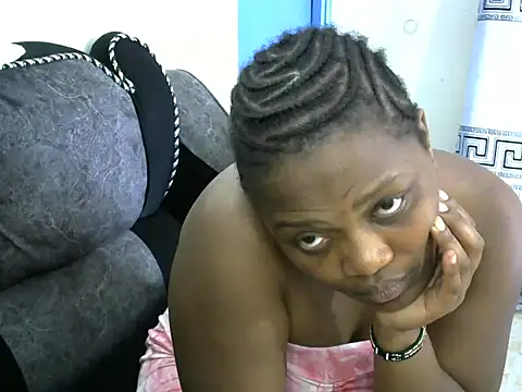 Snapshot of Sassyever chatting on December 18, 2025, 9:29 pm Sassyever online show from December 18, 2025, 9:29 pm