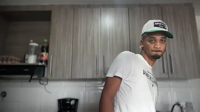 Snapshot of michael_jordanx chatting on February 17, 2025, 3:11 pm michael jordanx online show from February 17, 2025, 3:11 pm