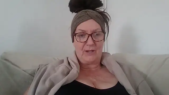 Tillieuk online show from June 4, 2026, 1:27 pm