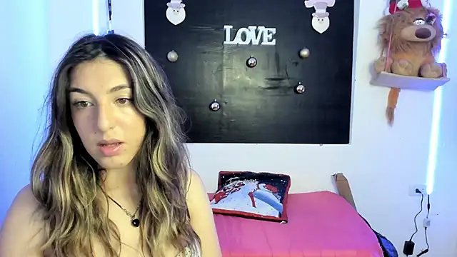 Snapshot of queen-natty chatting on December 9, 2024, 2:56 am queen-natty online show from December 9, 2024, 2:56 am