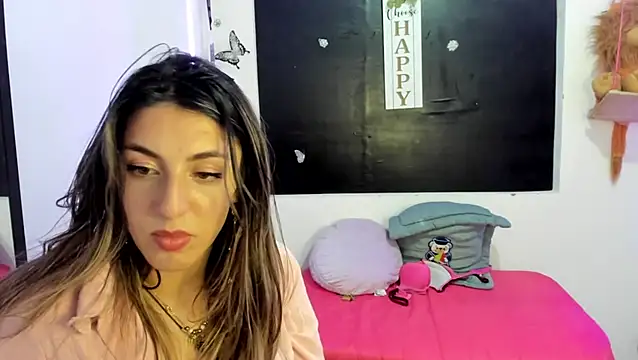 Snapshot of queen-natty chatting on January 28, 2025, 7:22 am queen-natty online show from January 28, 2025, 7:22 am