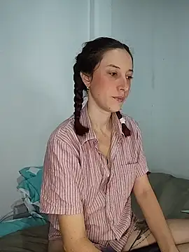 Snapshot of Danysca chatting on July 6, 2026, 9:49 am Danysca online show from July 6, 2026, 9:49 am