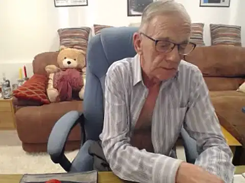 Snapshot of Ferret7777 chatting on March 7, 2025, 3:07 pm Ferret7777 online show from March 7, 2025, 3:07 pm