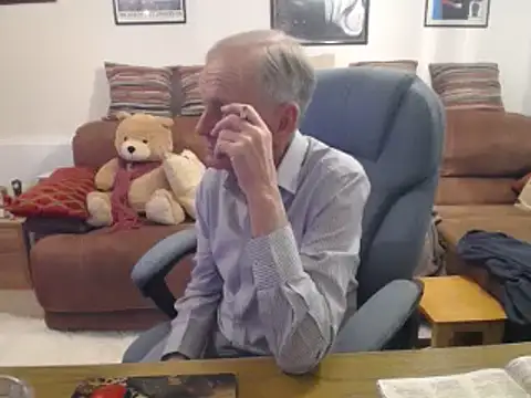 Snapshot of Ferret7777 chatting on April 15, 2026, 7:58 pm Ferret7777 online show from April 15, 2026, 7:58 pm