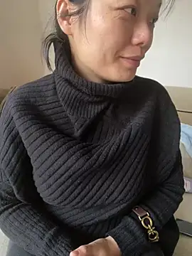 Bella0815 online show from December 15, 2024, 7:13 am