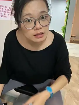 Bella0815 online show from March 1, 2025, 11:39 am