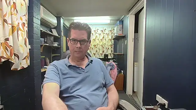 tilobinder online show from December 20, 2025, 1:03 pm