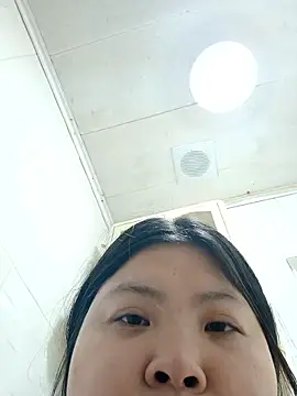 Snapshot of hello098712 chatting on November 14, 2025, 9:13 am hello098712 online show from November 14, 2025, 9:13 am