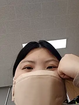 Snapshot of hello098712 chatting on November 17, 2025, 3:21 am hello098712 online show from November 17, 2025, 3:21 am