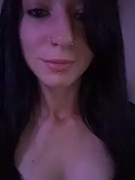 Snapshot of MissMidnightUK chatting on September 8, 2025, 6:51 pm MissMidnightUK online show from September 8, 2025, 6:51 pm