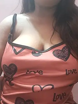 Hot-Anuska online show from April 21, 2026, 4:13 pm