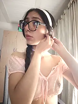 MissAfroditha online show from March 19, 2026, 4:45 am