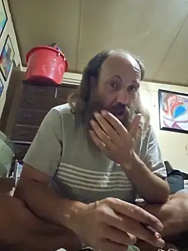 Snapshot of Beyond1978 chatting on June 5, 2026, 5:01 am Beyond1978 online show from June 5, 2026, 5:01 am