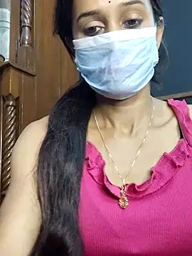 Snapshot of Oleevia chatting on April 6, 2026, 9:32 am Oleevia online show from April 6, 2026, 9:32 am