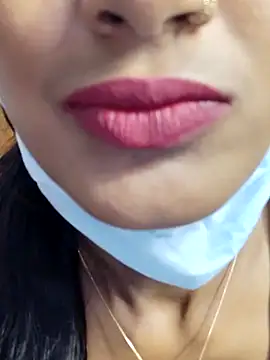 Snapshot of Oleevia chatting on March 11, 2026, 9:03 am Oleevia online show from March 11, 2026, 9:03 am