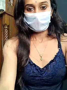 Snapshot of Oleevia chatting on January 7, 2026, 8:41 am Oleevia online show from January 7, 2026, 8:41 am