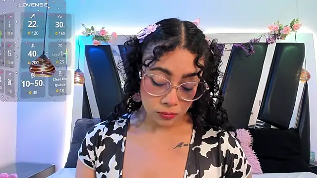 antonelllepiercee online show from February 4, 2026, 11:05 am